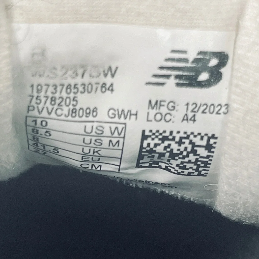 New Balance 237 Mens 8.5/Women's 10 White Black Grey Retro Running Shoes WS237BW
